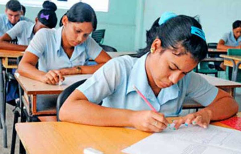 Fortalecen preparación para exámenes de ingreso a la Educación Superior