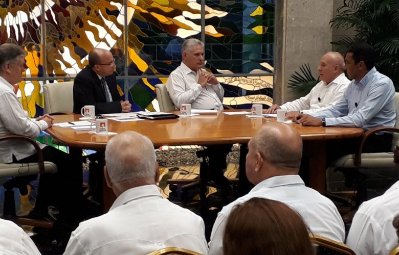 Convocan al ahorro de electricidad y combustibles