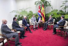 Realiza el Rey de España visita de cortesía a Raúl