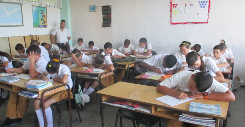 estudiadiantes de noveno grado en preparación