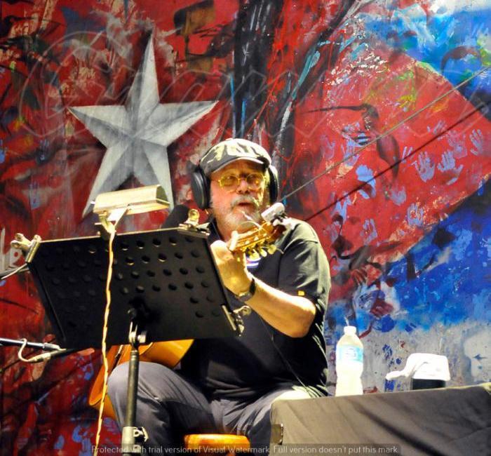 Ofrece Silvio Rodríguez concierto a pobladores de Regla