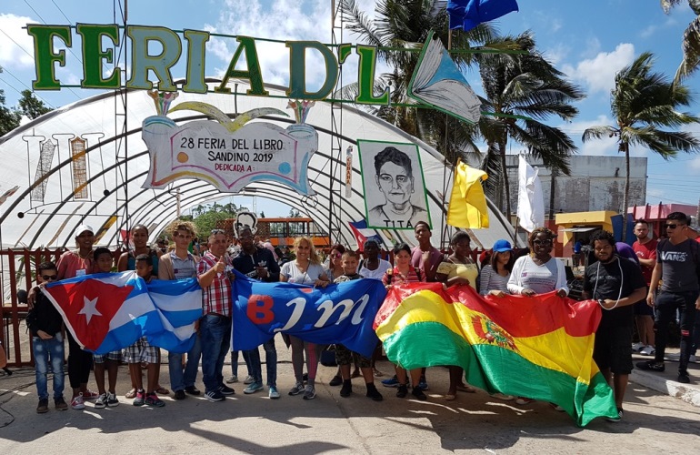 guerrilla instructores de arte en sandino