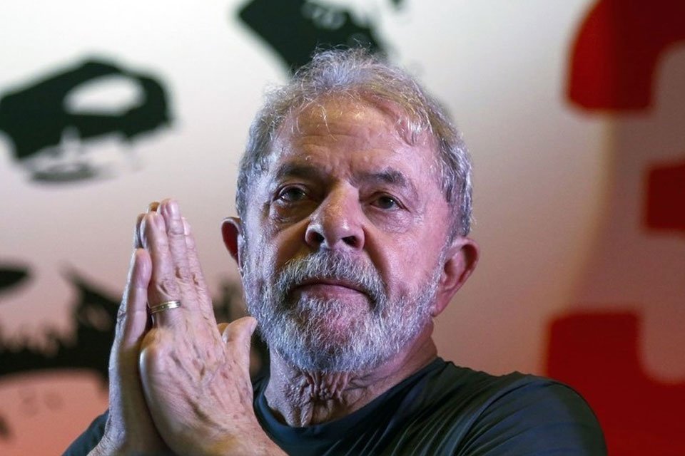 reducen condena lula da silva