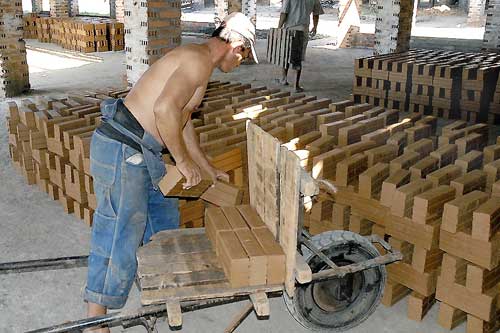 Urge en Pinar del Río producir materiales de la construcción