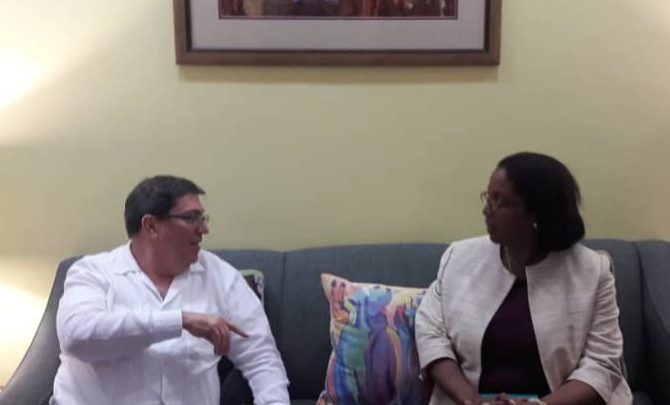 Cuba y Barbados por fortalecer vínculos diplomáticos