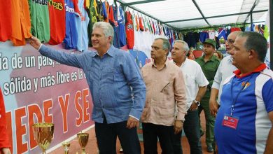 Díaz-Canel recorrió la Empresa Deportiva Batos