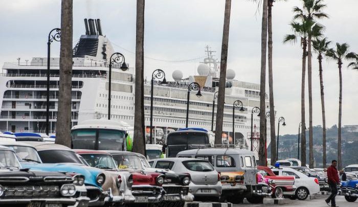 ¿Acaso las medidas de Trump hacia Cuba no constituyen un serio traspiés a la labor de los 595 559 personas acogidas a las formas de gestión no estatal? Foto: Juvenal Balán