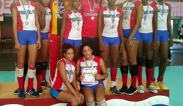 Obtiene voleibol femenino pinareño medalla de plata en el Juegos Escolares