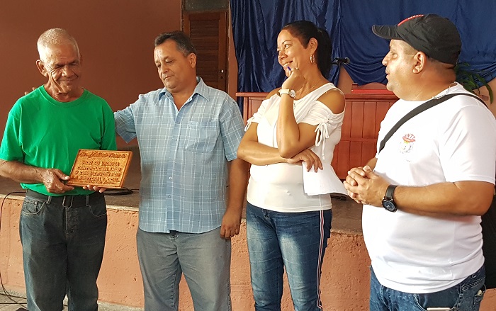 homenaje Luis A Calderón Canals Sandino