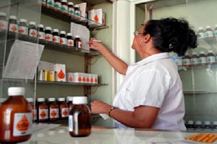 Prevé impartir curso de Farmacia la FMC en Sandino