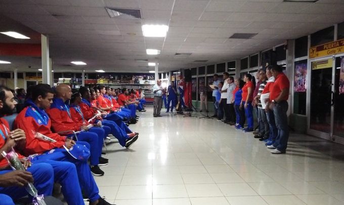 delegación cubana Lima