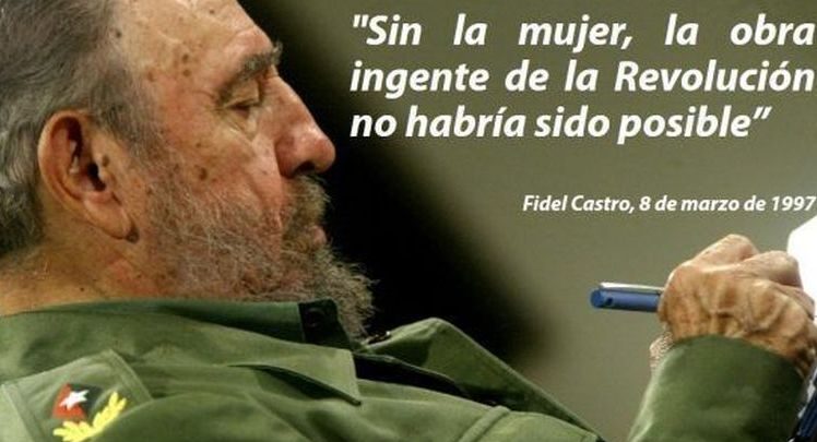 Fidel reconoce labor de la Mujer Cubana