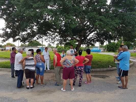 Audiencia sanitaria en la Zona D de Sandino