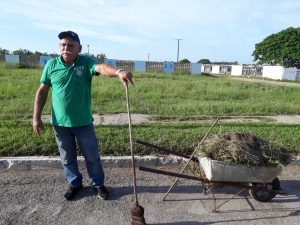 Osvaldo Cartaya López, administrador del taller matriz de Electrónica