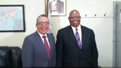 Vicecanciller cubano de visita en Zimbabwe