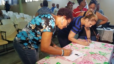 Trabajadores de la Dirección Municipal de Educación en Sandino reclaman liberación de Lula