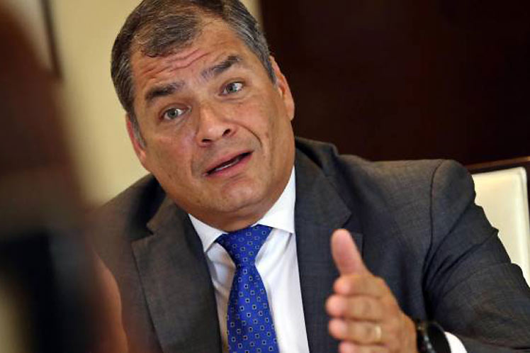 persecución política correa
