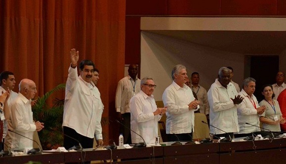 Asisten Raúl Castro, Nicolás Maduro y Miguel Díaz-Canel