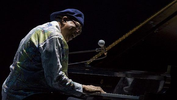 Chucho Valdés gana su cuarto Premio Grammy Latino
