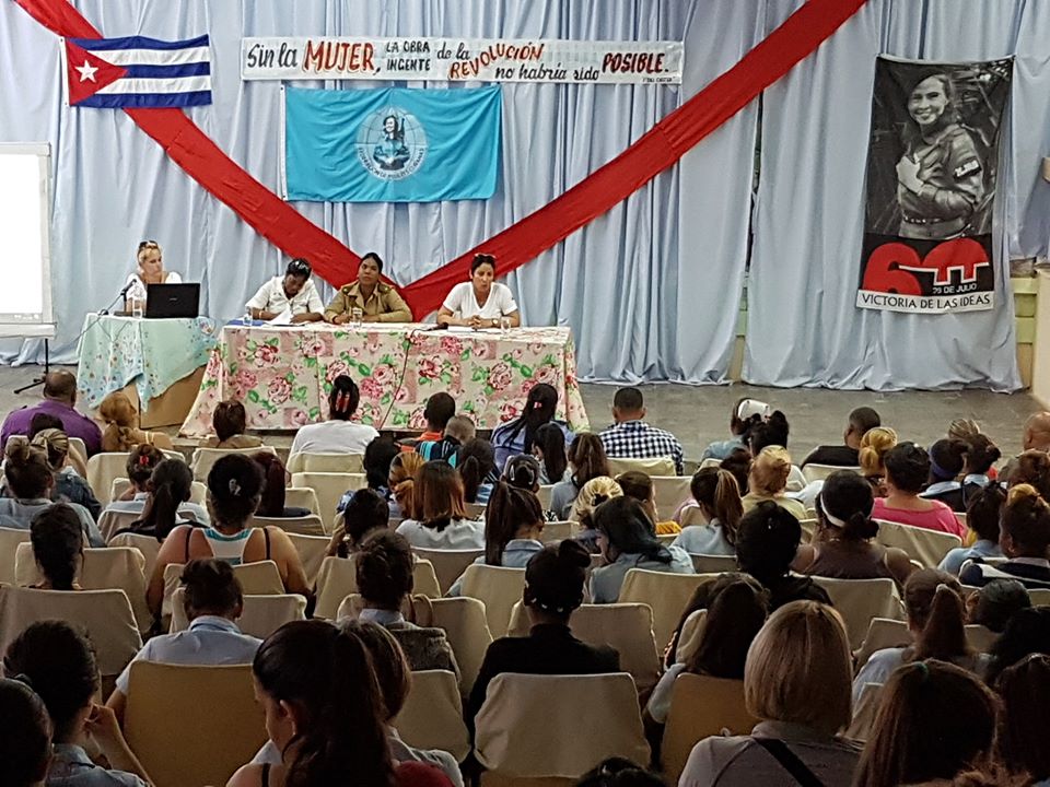 Audiencia Parlamentaria con el tema Servicio Militar Voluntario Femenino
