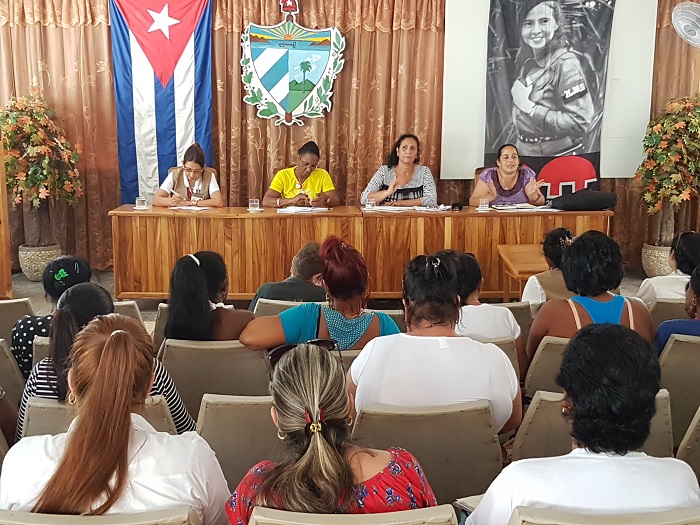 visita federacion mujeres