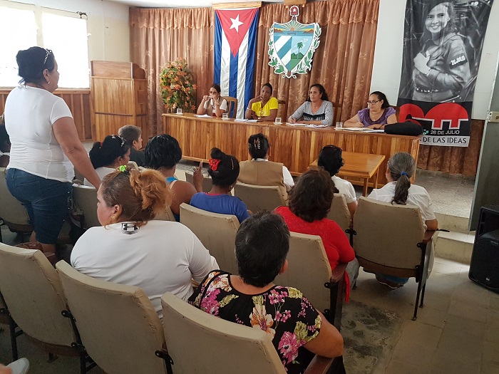 visita federacion mujeres