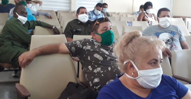 Alertan en Sandino sobre la aglomeración de personas en unidades de servicio frente a la COVID-19