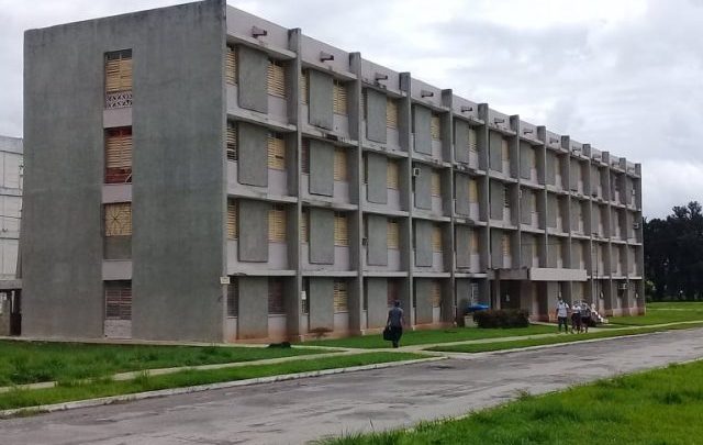 Edificio de los organismos de Ciudad Sandino