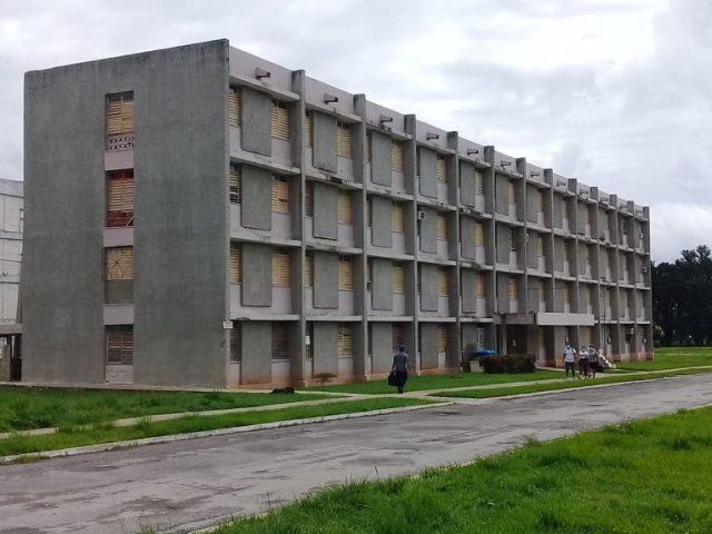 Edificio de los organismos de Ciudad Sandino