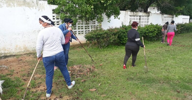 Desarrollan labores de limpieza e higienización en Seminternado XX Aniversario en Sandino