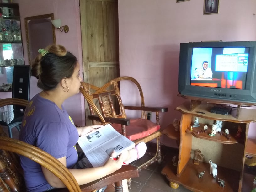 Continúa desde el hogar, preparación de alumnos para exámenes de ingreso en Sandino