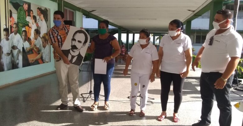 escuela pedagógica rafael ferro macías