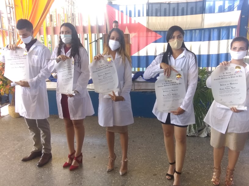 Gradúa el municipio Sandino a 50 estudiantes de Ciencias Médicas