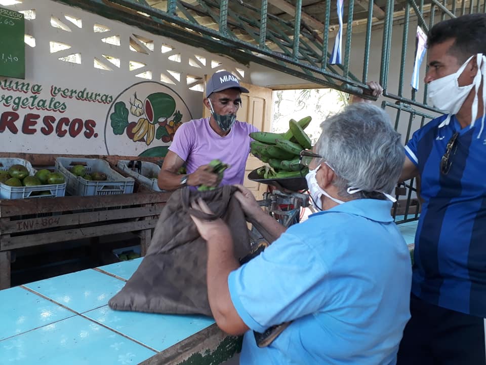 Mantienen abastecimiento en mercados y puntos de venta en Sandino