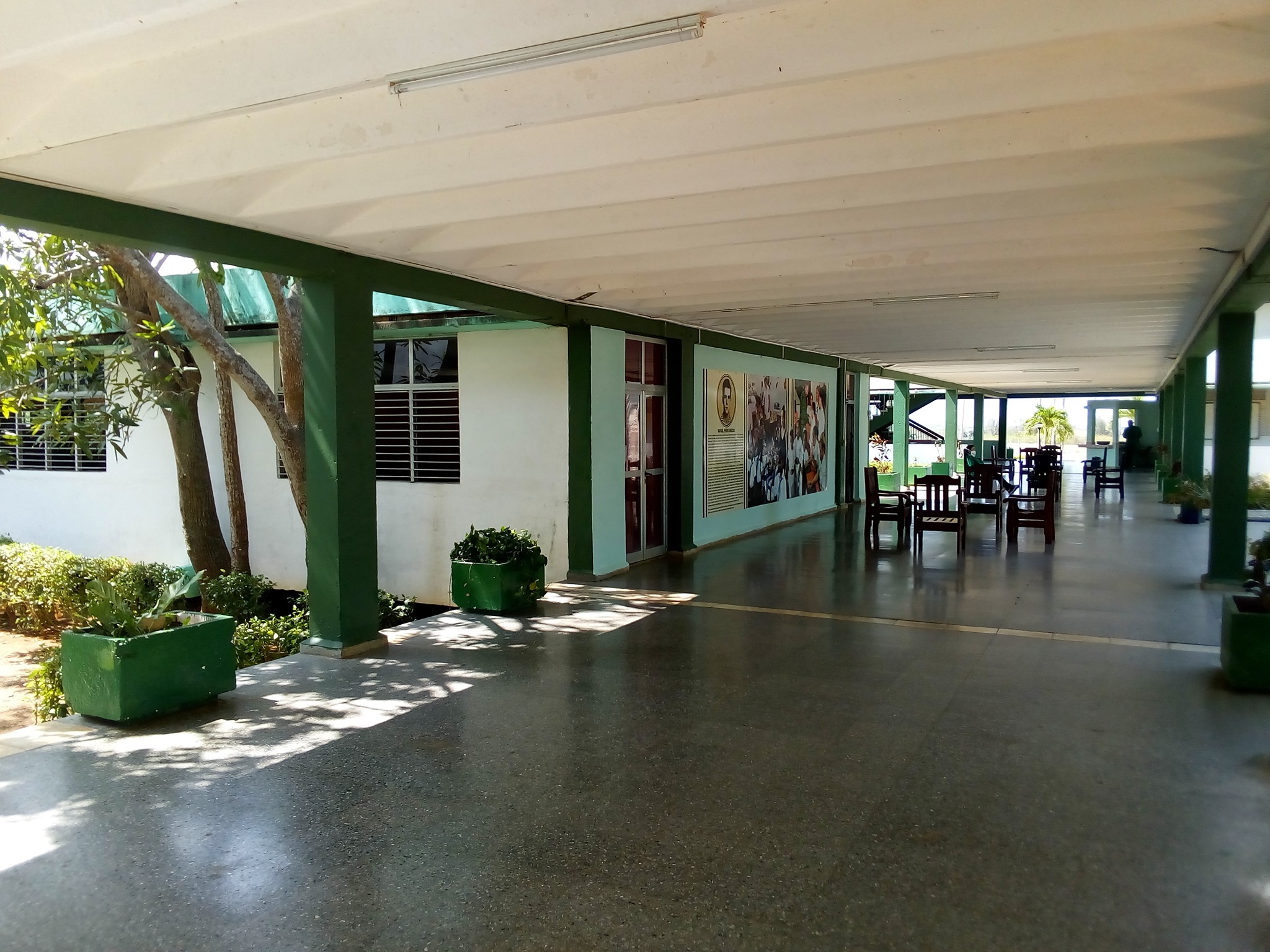 Escuela Pedagógica Rafael Ferro Macías