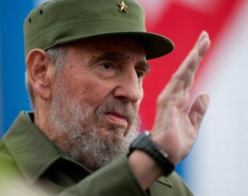 Fidel vive entre nosotros