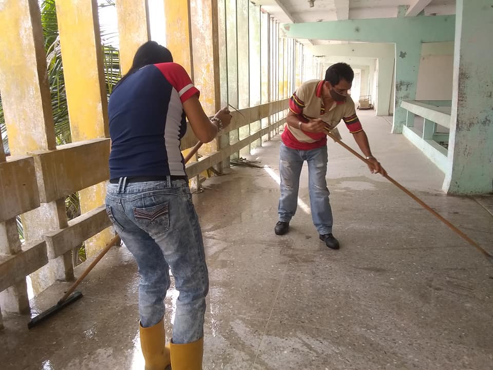 Realizan acciones de limpieza e higienización en el Centro Comercial de ciudad Sandino