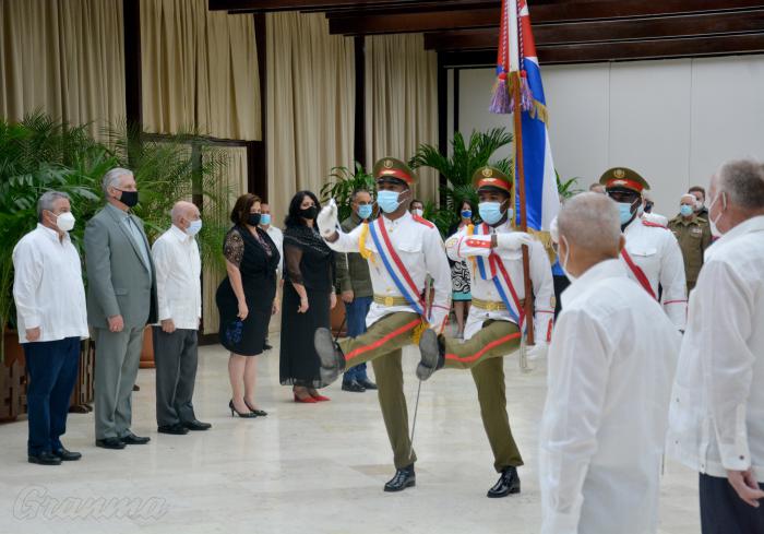 héroe república cuba