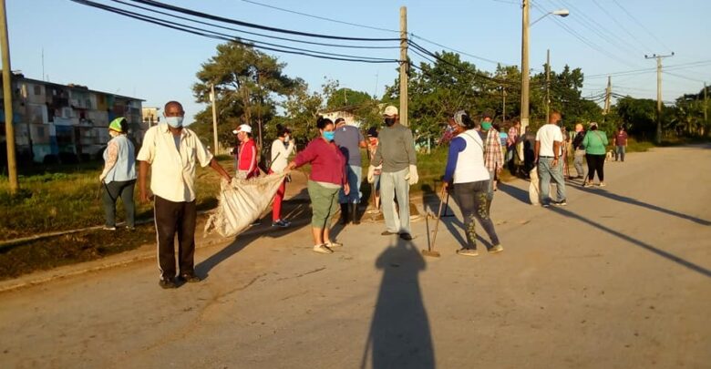 Realizan trabajo voluntario Educadores Sandinenses