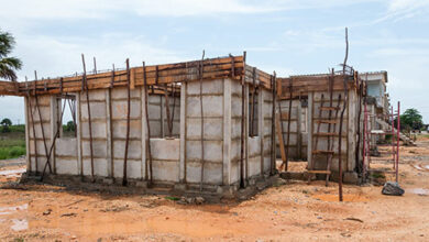 Construcción de viviendas en Sandino