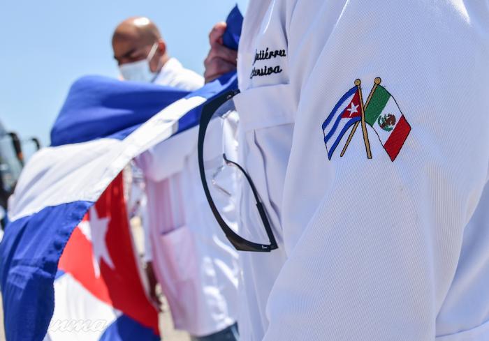 Regresa a Cuba Brigada Médica de México Foto: Ariel Cecilio Lemus