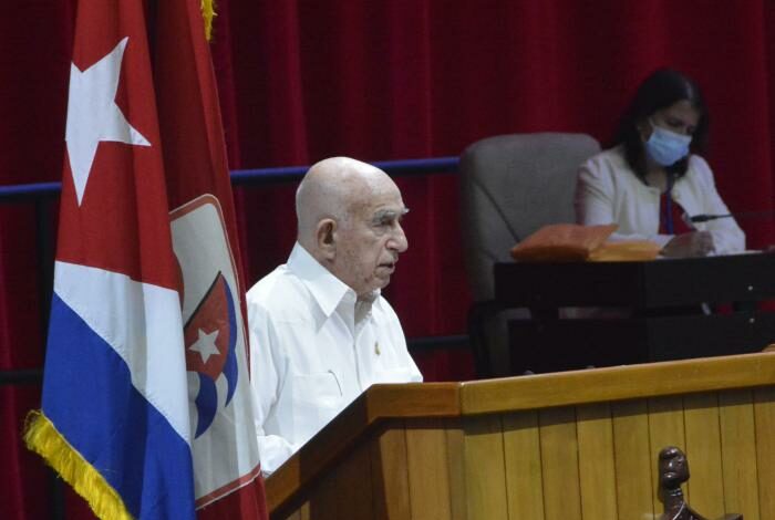 Garantía de la unidad nacional y síntesis de los ideales de dignidad, justicia social e independencia