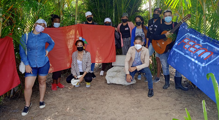 jóvenes sandinenses homenaje fidel