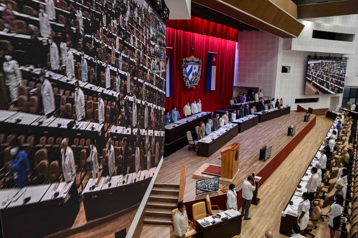 Asiste Díaz-Canel a segunda jornada del Séptimo Periodo Ordinario de Sesiones de la Asamblea Nacional