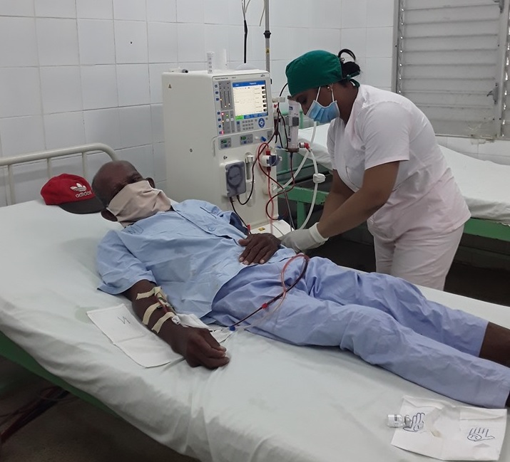 Garantízan servicios de calidad en sala de hemodiálisis del Hospital Augusto César Sandino