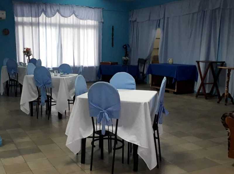 restaurante salón azul sandino