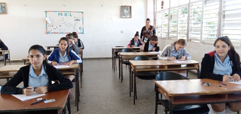 Desarrollan exámenes de ingreso en Sandino