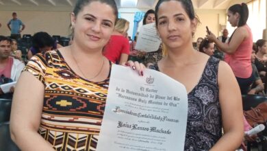 Gradúan en Sandino a estudiantes del Centro Universitario Municipal