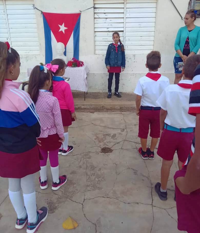 escuelas primarias homenaje a José Martí