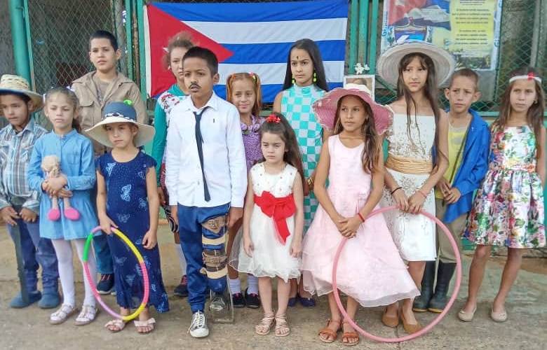 escuelas primarias homenaje a José Martí